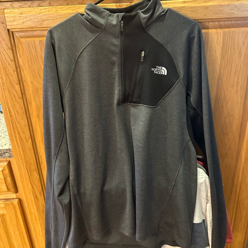 North face 1/4 zip